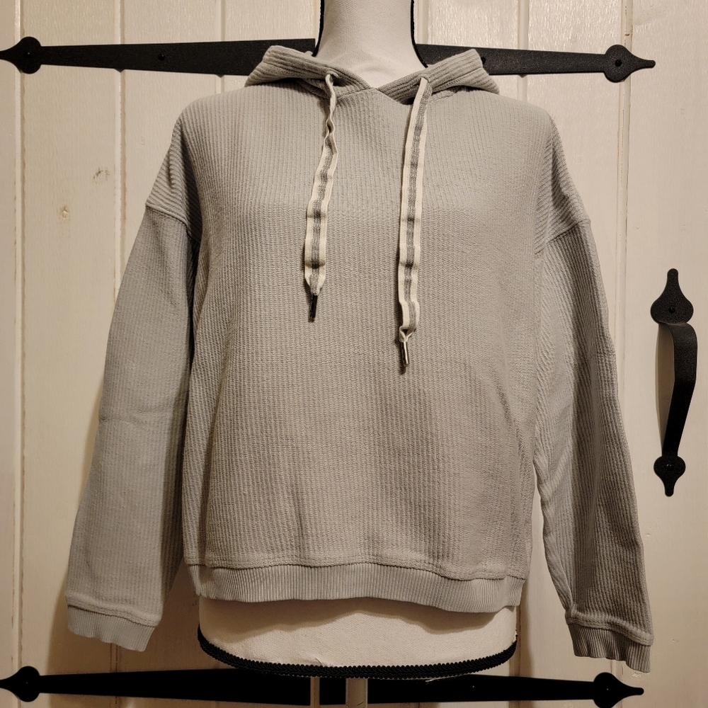 Aerie Womens Sweatshirt Gray Hooded Cropped Size Medium